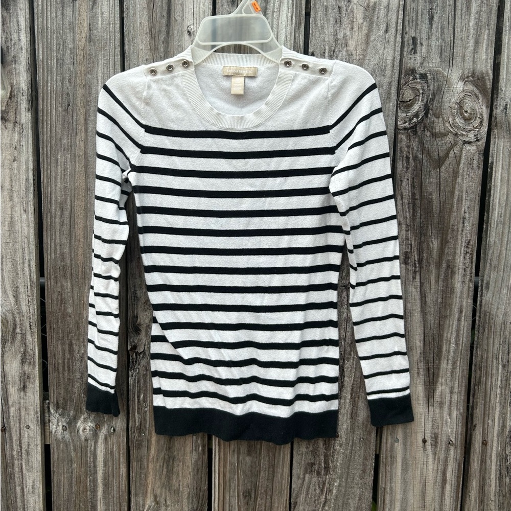 Banana Republic sweater size: Xs